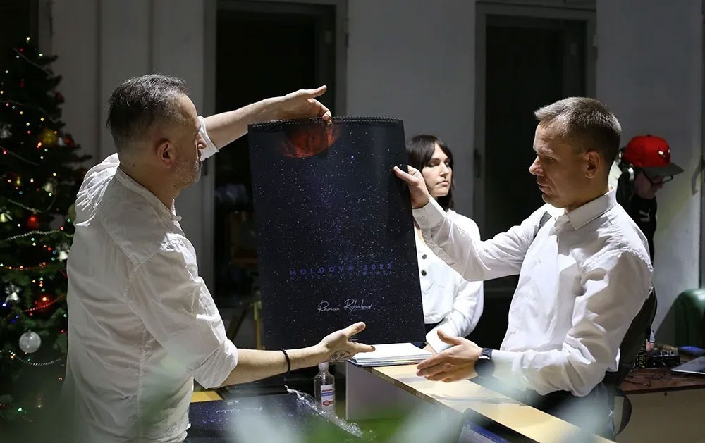 Открытие выставки Романа Рыбалёва «Календарь 2022». Школа Фотографии Романа Рыбалёва. Город Кишинёв, Молдова