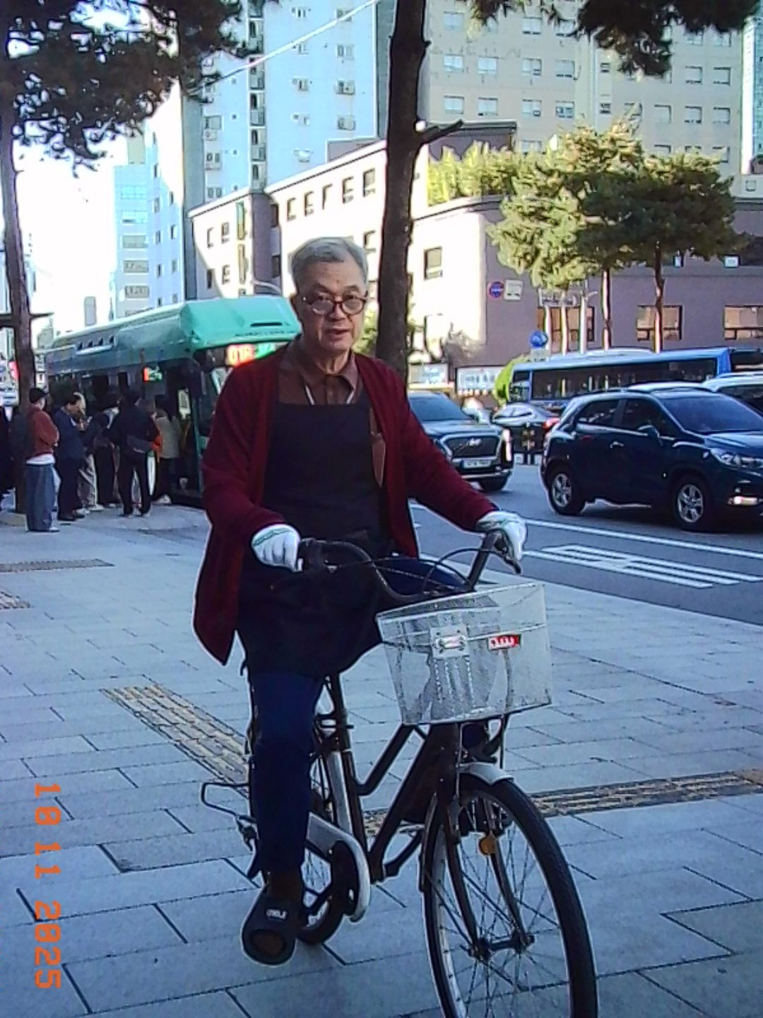 Kodak. Street & casual portrait photographer in South Korea