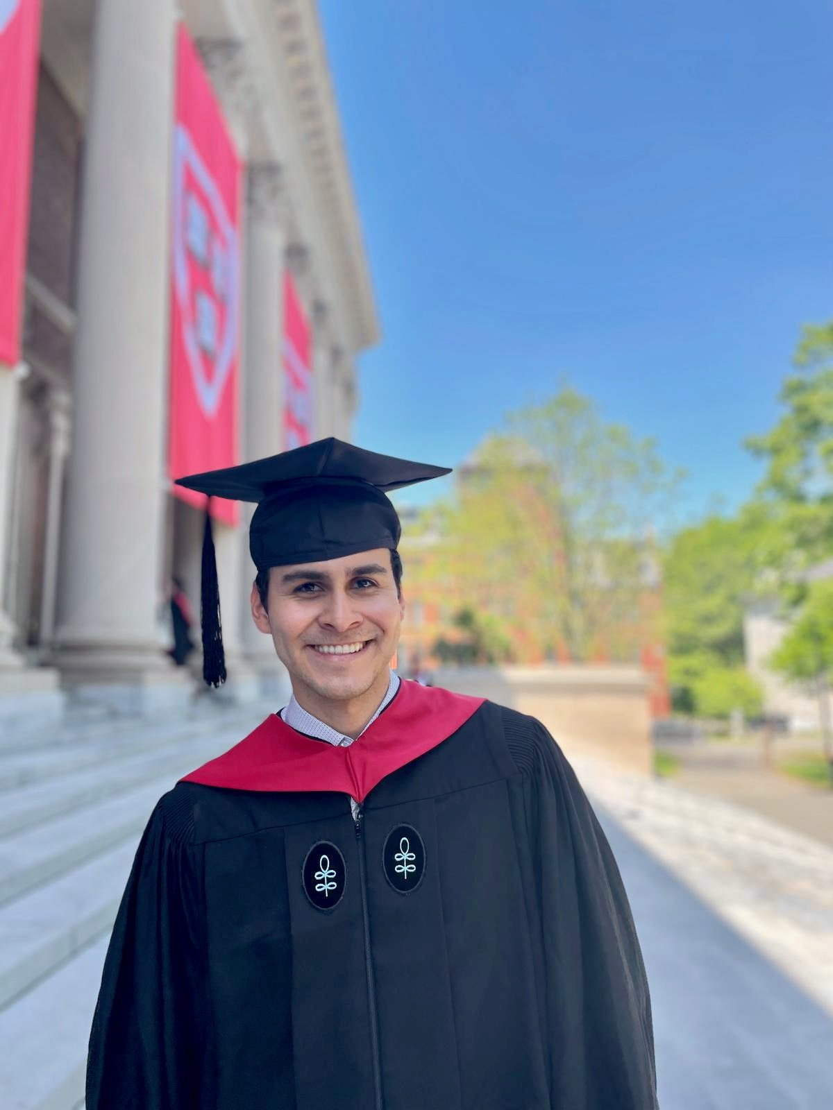 Masters graduation with Zeke. Kelly Sang, graduation and portrait photographer in Boston