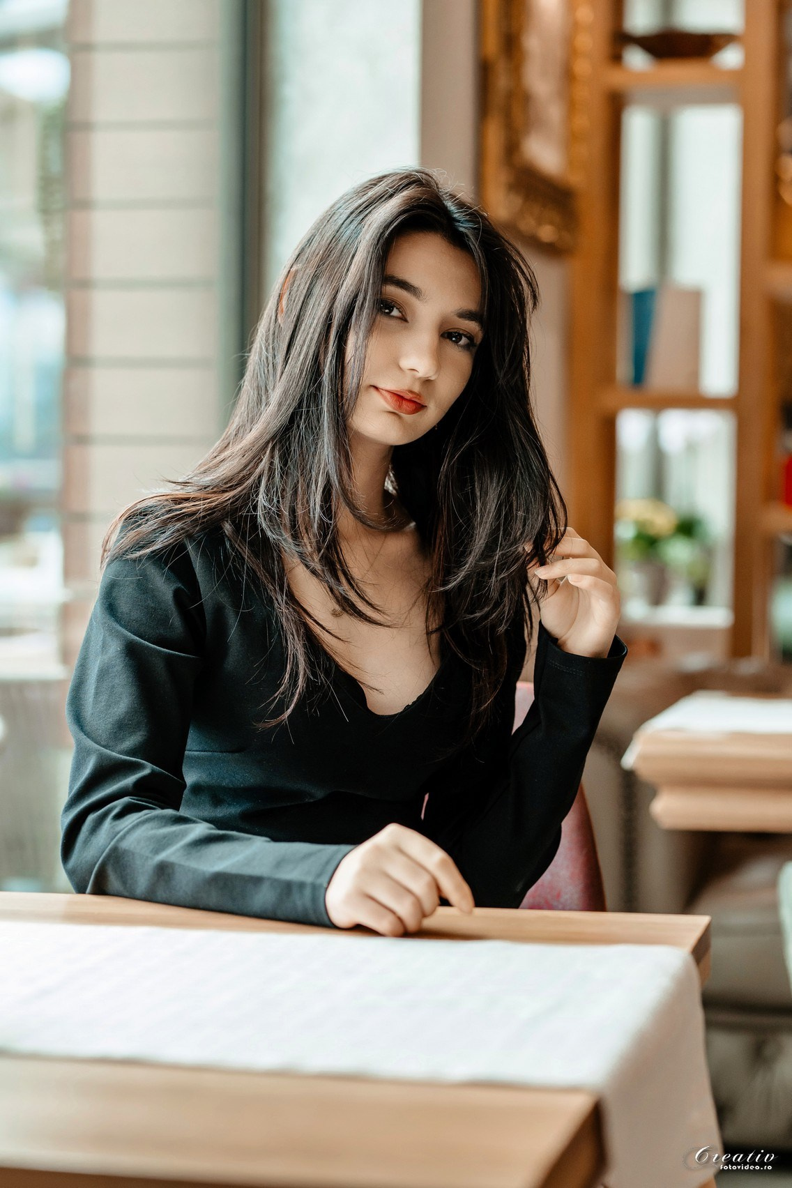 Oferta albume absolvenți 2026. Fotograf nuntă Bistrița | fotograf botez | Creativ Foto Video | Vasile Mizgan