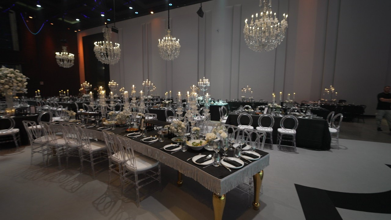 VIA / BASICO. Wedding and events photographers Studio Shalom