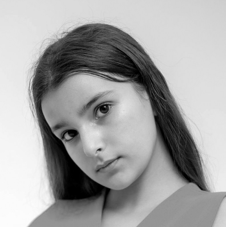 BIG Model Agency. “Dare to Be Famous”