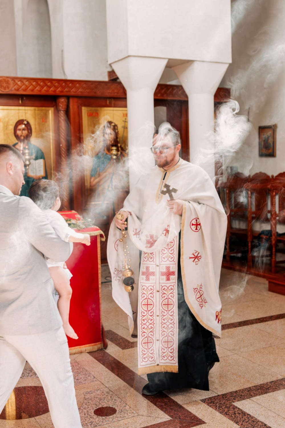 FOTOGRAFISANJE KRŠTENJA. Fotografi iz Backog Petrovca David i Andrea Stojanovic