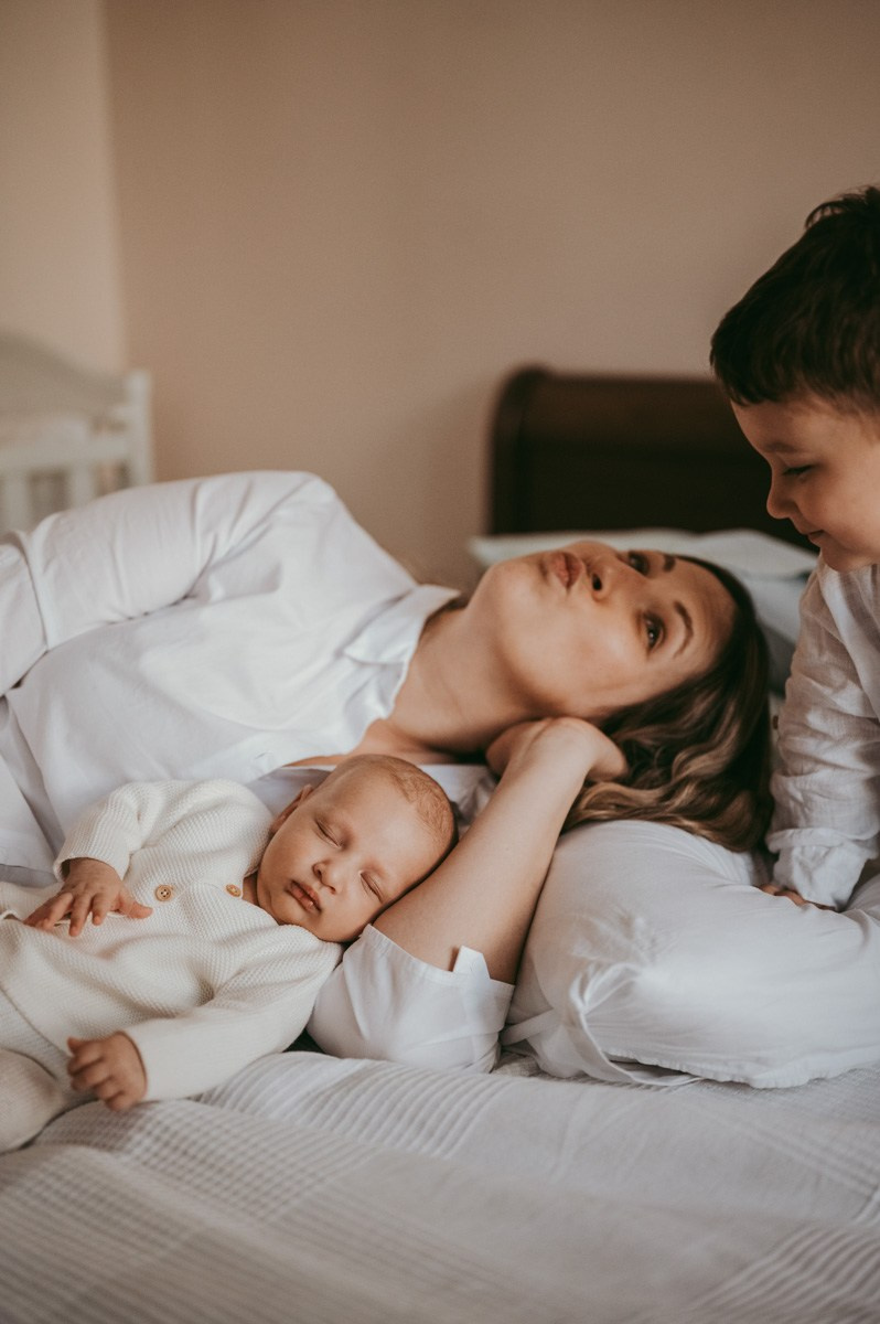 Nina, Filip, Viktor i Igor / porodicno fotografisanje. Deciji i porodicni fotograf u Beogradu Oksana Skendzic