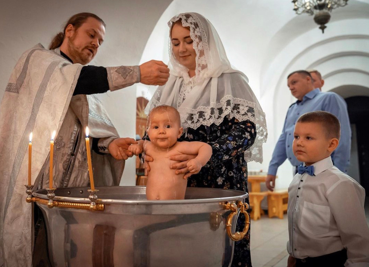 CHRISTENING. Professional garden design and photography services in London