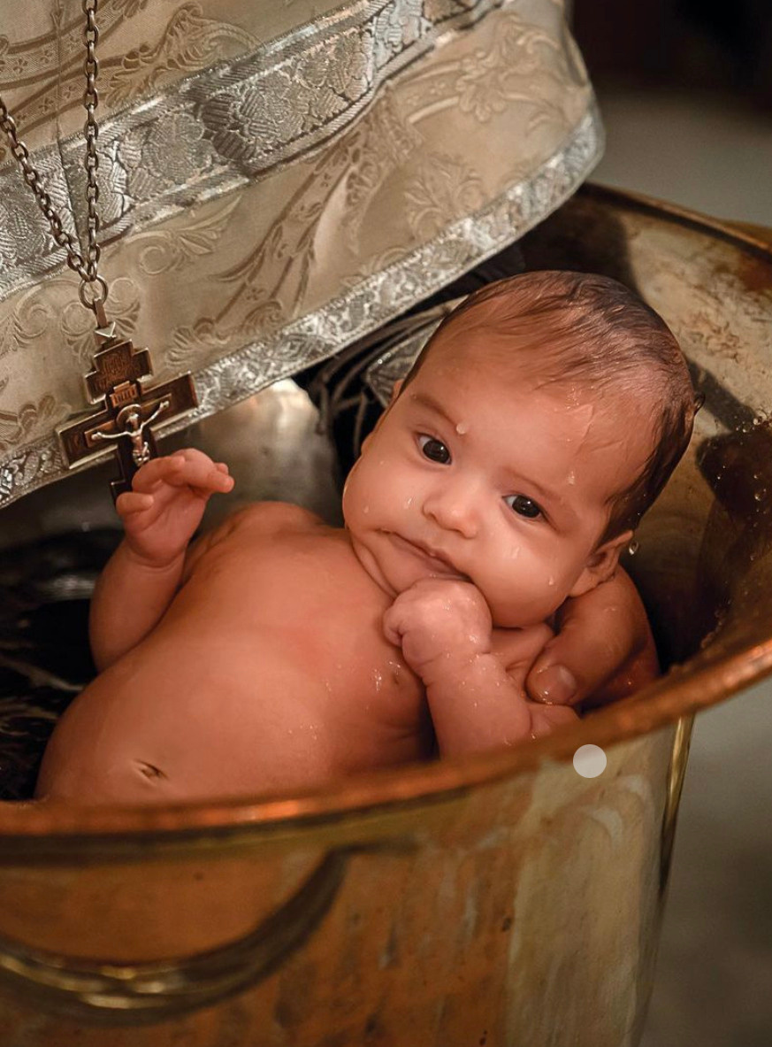 CHRISTENING. Professional garden design and photography services in London