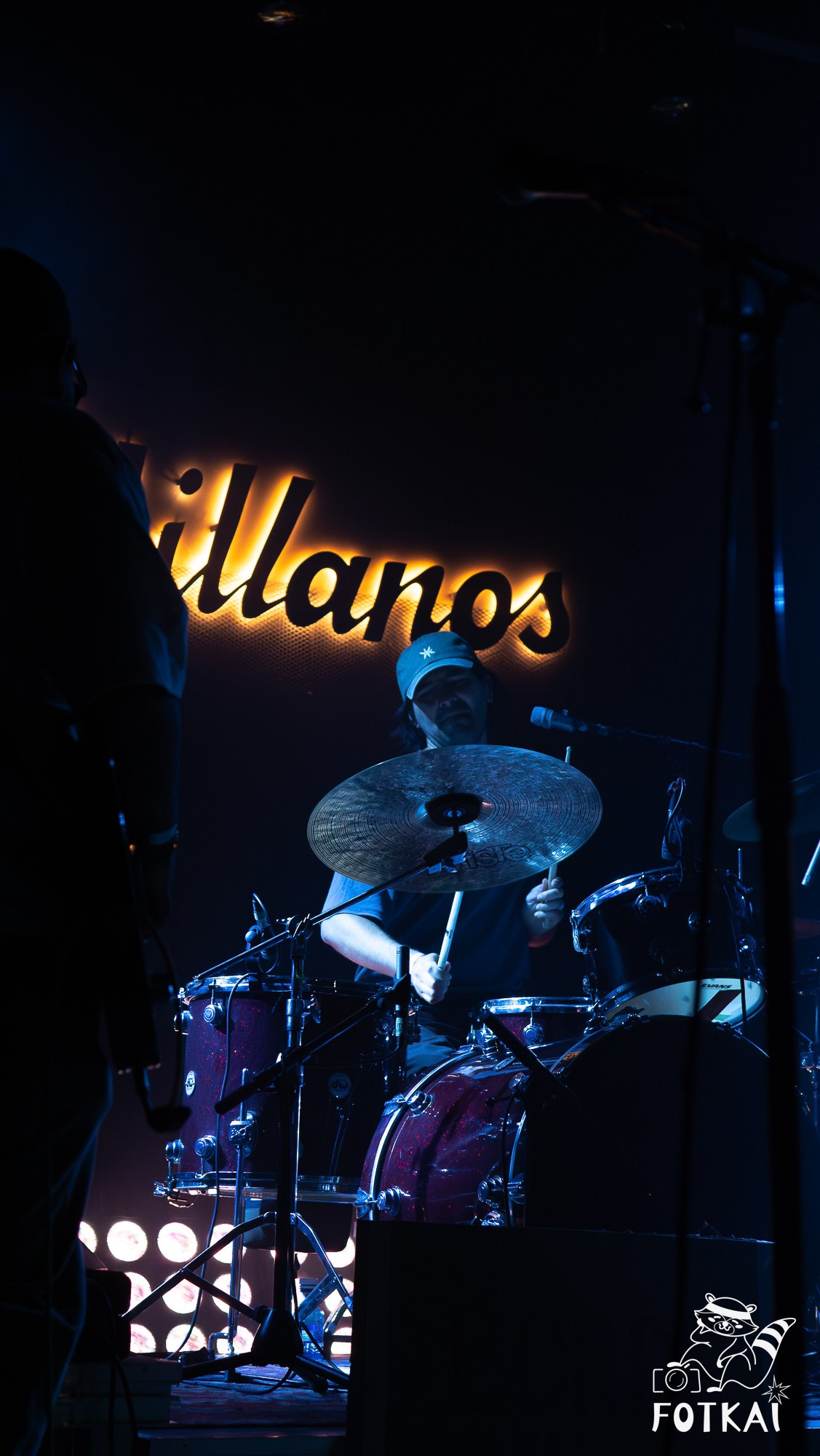 GINEL en Sala Villanos Madrid — Fotos del concierto, presentación Borde Vivo 2026 | FOTKAI