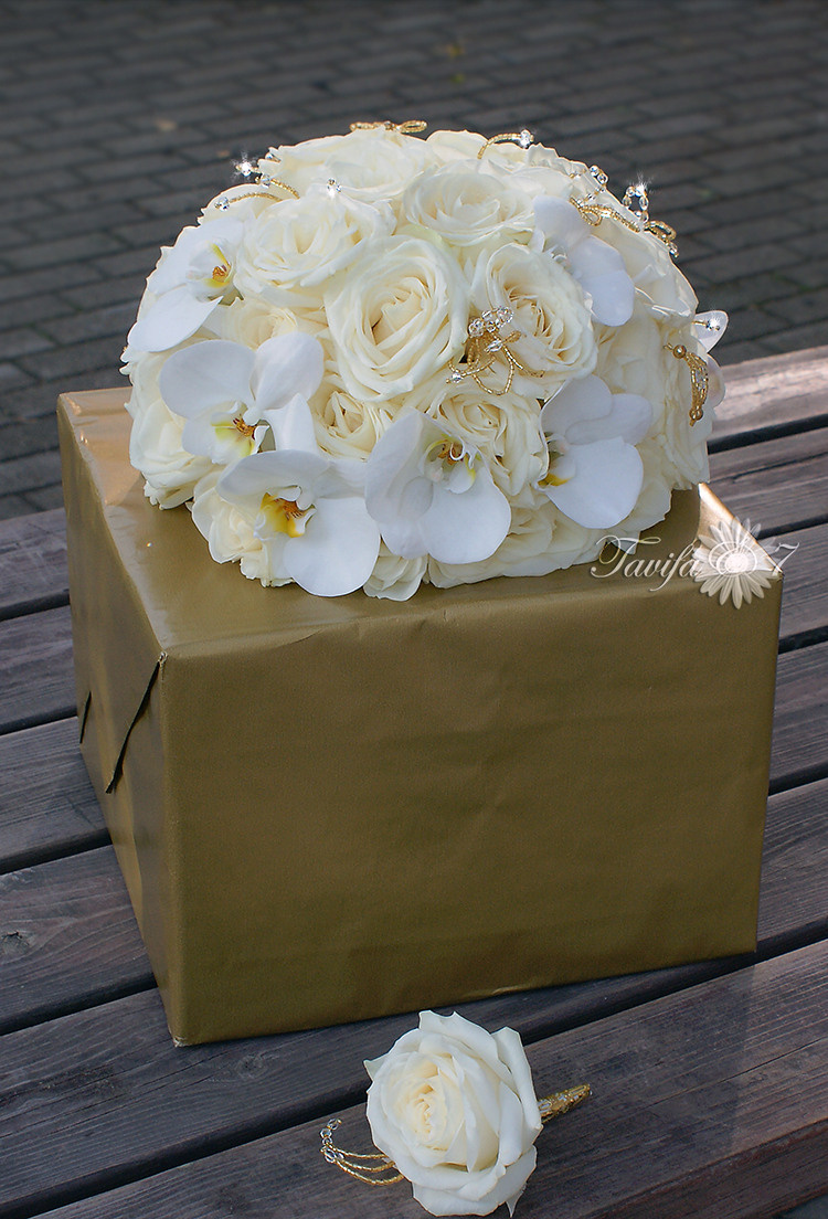 Līgavas pušķi baltos toņos. Event design, decoration, floristry, gift, Irina Novika, Riga, Latvia