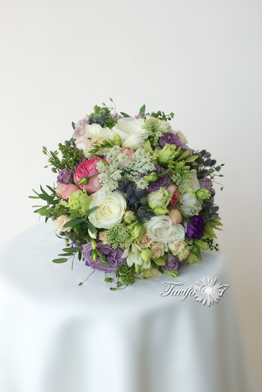 Līgavas pušķis violeta toņos. Event design, decoration, floristry, gift, Irina Novika, Riga, Latvia