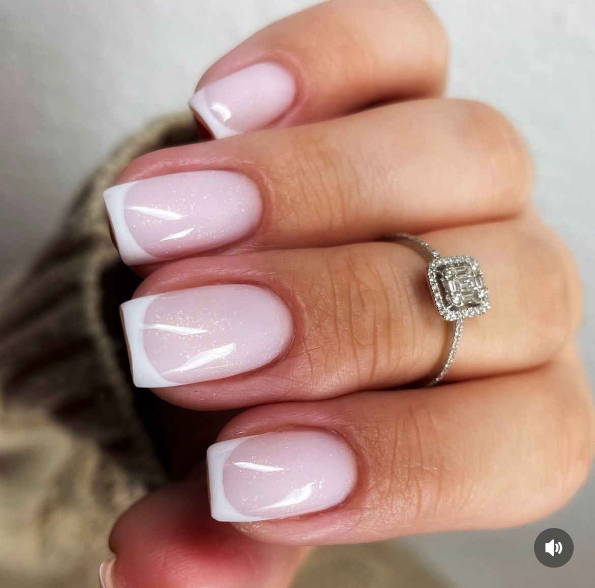 Ana Tabacaru — альбом. Selfbrand.ch Курс «Шаг королевы»