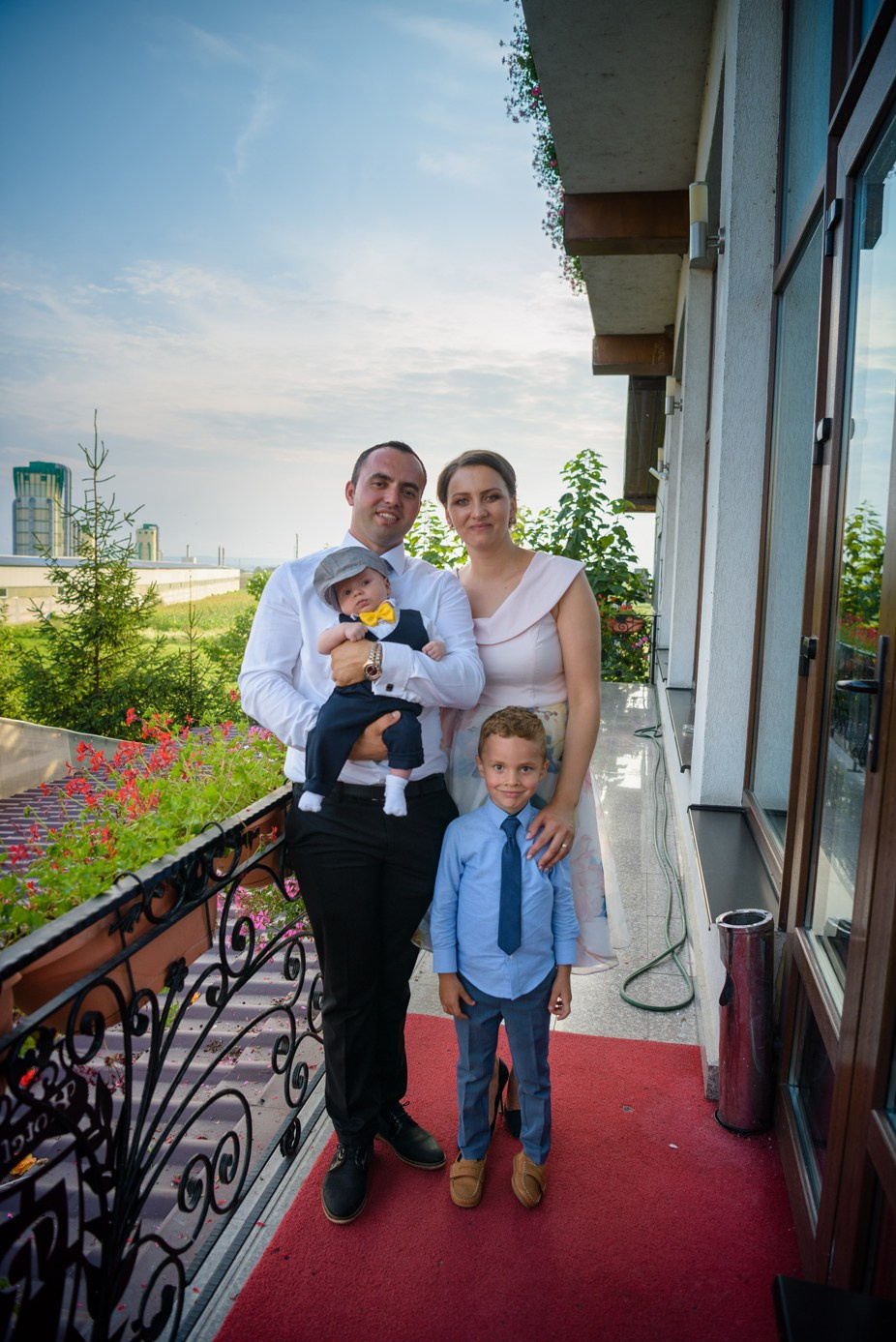 Familie – Amintiri de neuitat. Fotograf de nuntă, corporate, botezuri, majorate și aniversări Roman, Lucaci Cornel