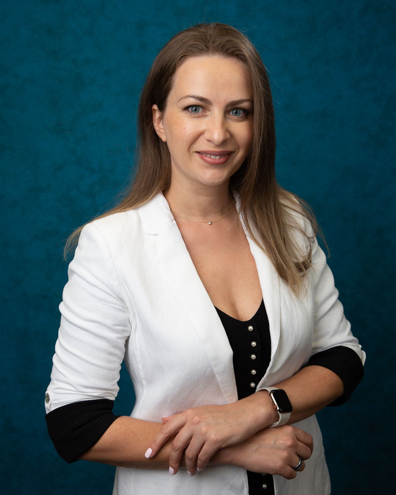 Headshots Packages. Pet, Senior, Landscape, portrait studio, photographer in Miami and Sou