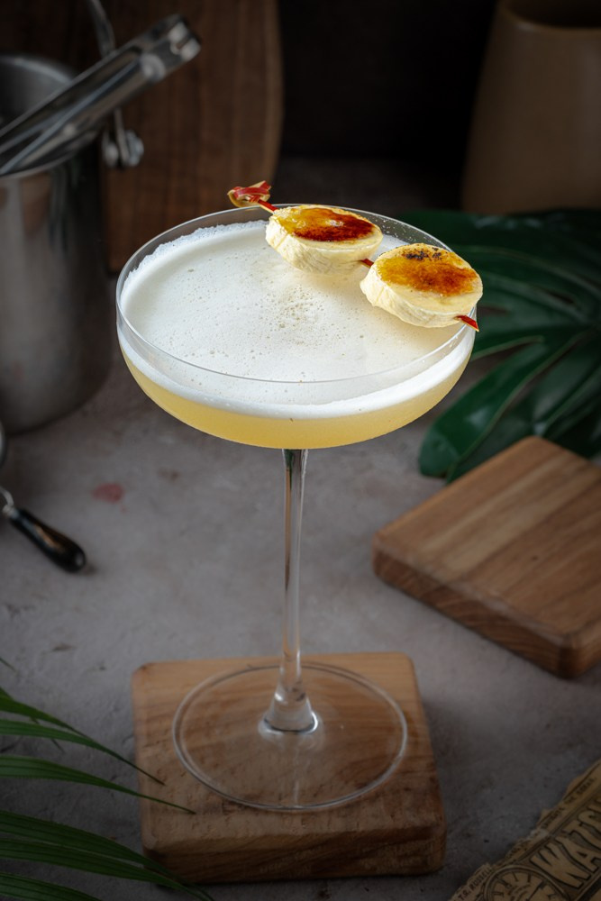 Reklam üçün food fotoqrafiya – estetik təqdim olunmuş əsas yemək