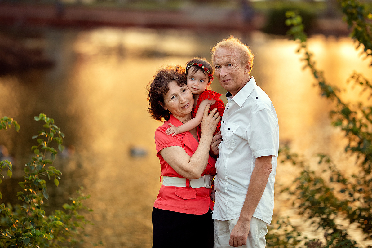 צילומי משפחה לקרן ואיליה. נטליה רוזמן צלמת הריון ניובורן ילדים ובוק בת מצווה