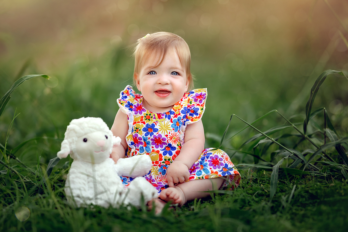 צילומי גיל שנה לשיראל המתוקה. נטליה רוזמן צלמת הריון ניובורן ילדים ובוק בת מצווה