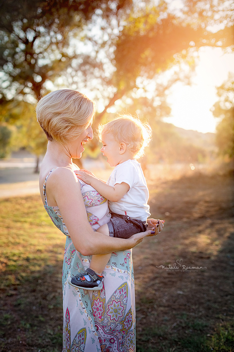 משפחה. נטליה רוזמן צלמת הריון ניובורן ילדים ובוק בת מצווה