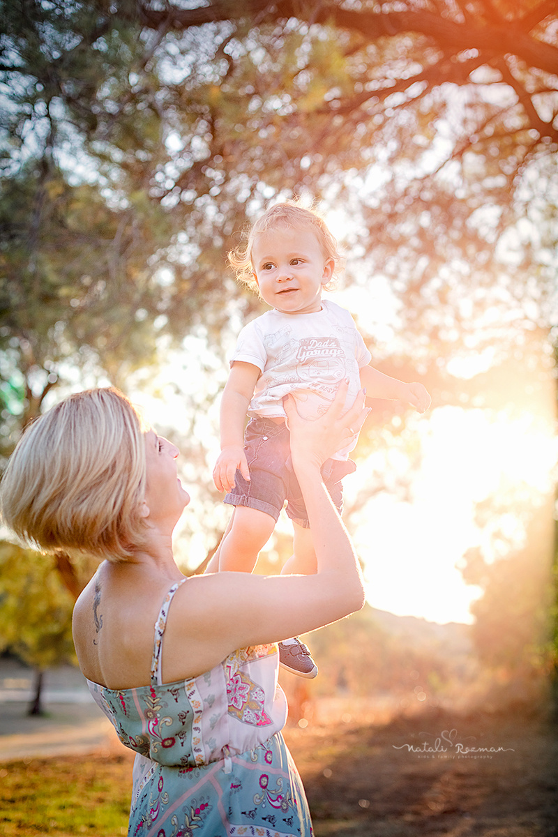 משפחה. נטליה רוזמן צלמת הריון ניובורן ילדים ובוק בת מצווה