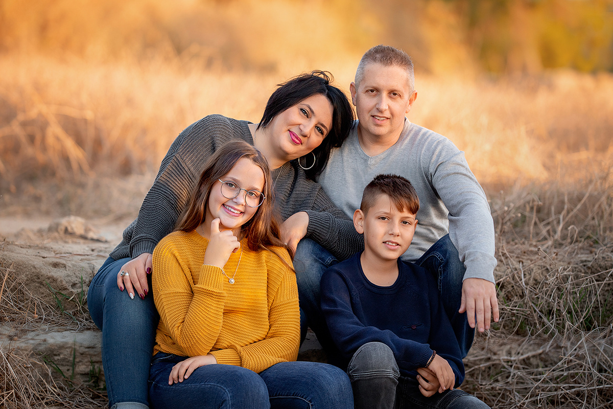 צילומים בטבע עם ראיה ומשפחתה המקסימה. נטליה רוזמן צלמת הריון ניובורן ילדים ובוק בת מצווה