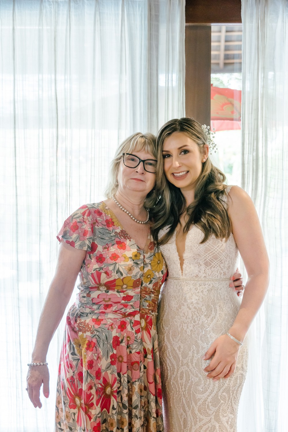 Bali Villa Wedding Photography. Female Photographer in Bali