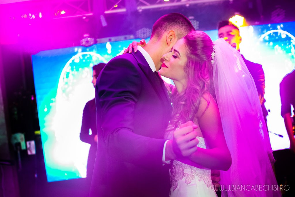 Fotograf profesionist nunta Constanta. Bianca Bechisi - Fotograf profesionist Constanta