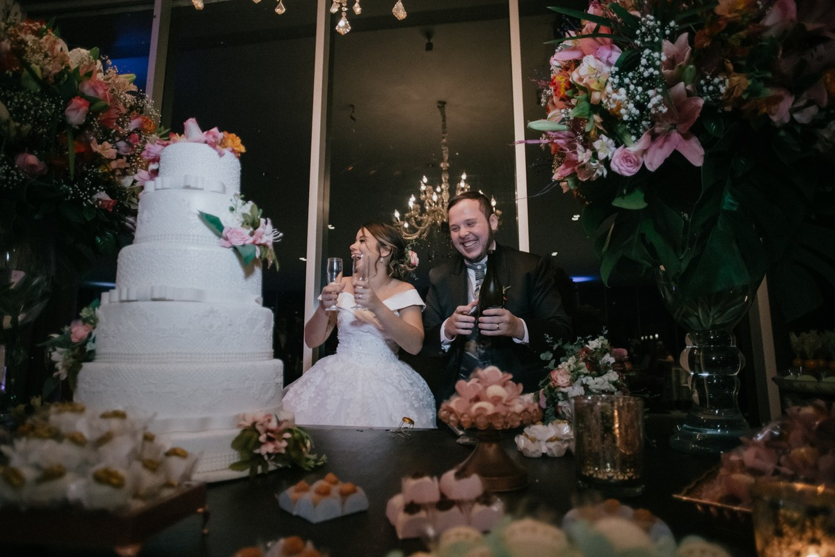 Felipe e Letícia. Fotógrafa de Eventos em São Paulo e Sorocaba Kika Damasceno