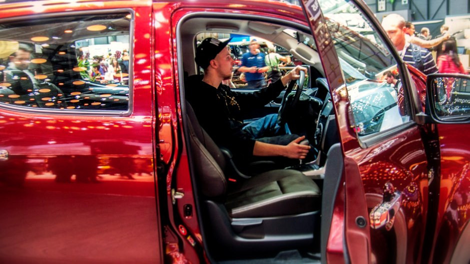 2.Autosalon.Zeneva.3/2013/. Путешествия в формате 360......