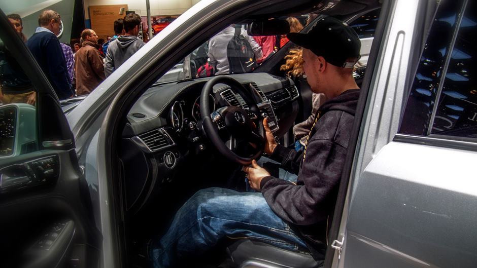 2.Autosalon.Zeneva.3/2013/. Путешествия в формате 360......