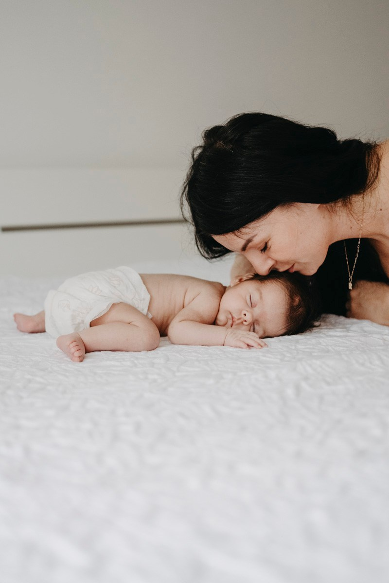 Latinka, Visnja i Konstantin / porodicno fotografisanje, fotografisanje bebe kod kuce. Deciji i porodicni fotograf u Beogradu Oksana Skendzic