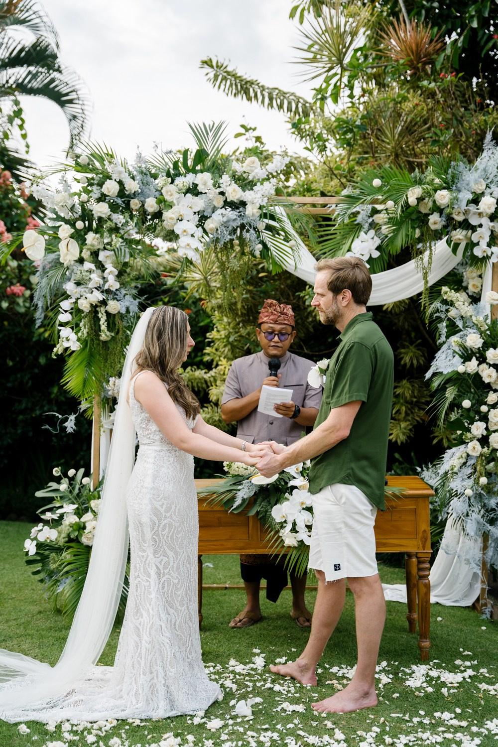 Bali Villa Wedding Photography. Female Photographer in Bali