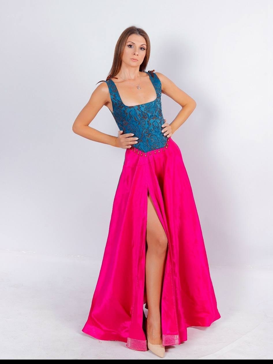 Samira. BIG Model Agency. “Dare to Be Famous”