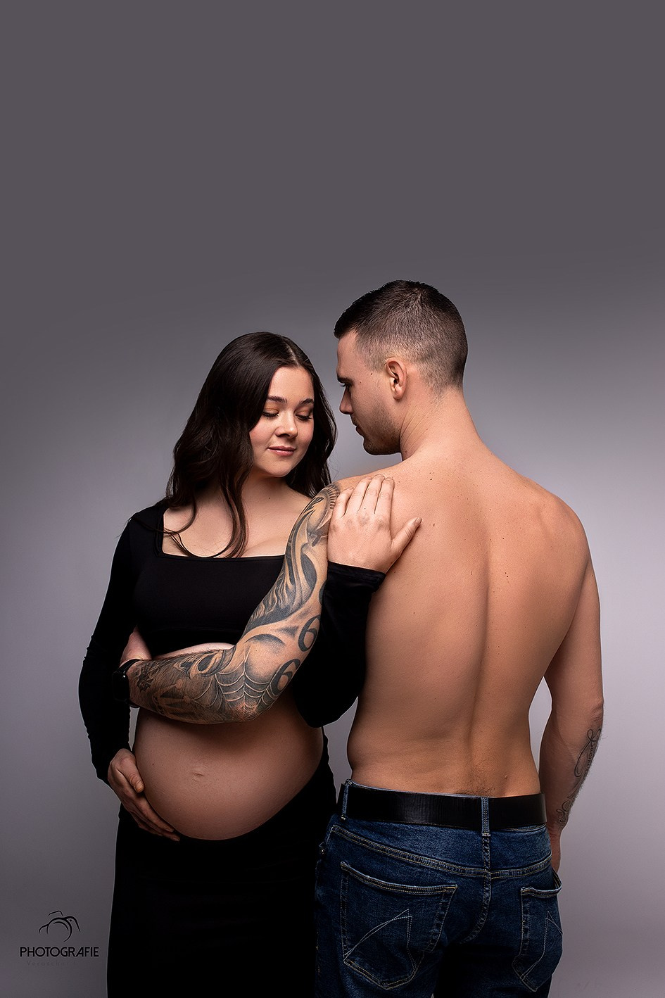 BABYBAUCH. Neugeboren und Babybauchfotoshooting in Cloppenburg