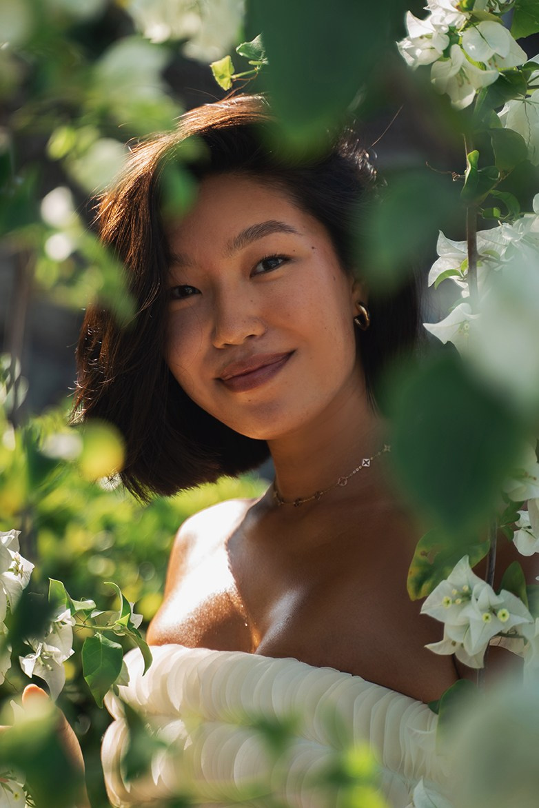 Portrait Photography in Hoi An | Natural & Expressive. Photographer in Hoi An — Veronika Guzenko. Natural photoshoots for couples, families and solo travelers. Book your shoot today