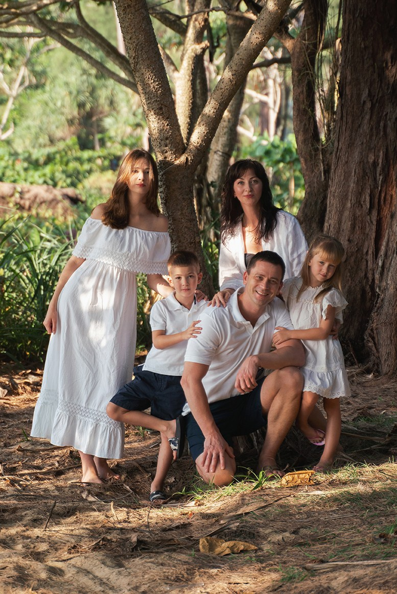 Family Photography in Hoi An | Natural & Candid Moments. Photographer in Hoi An — Veronika Guzenko. Natural photoshoots for couples, families and solo travelers. Book your shoot today