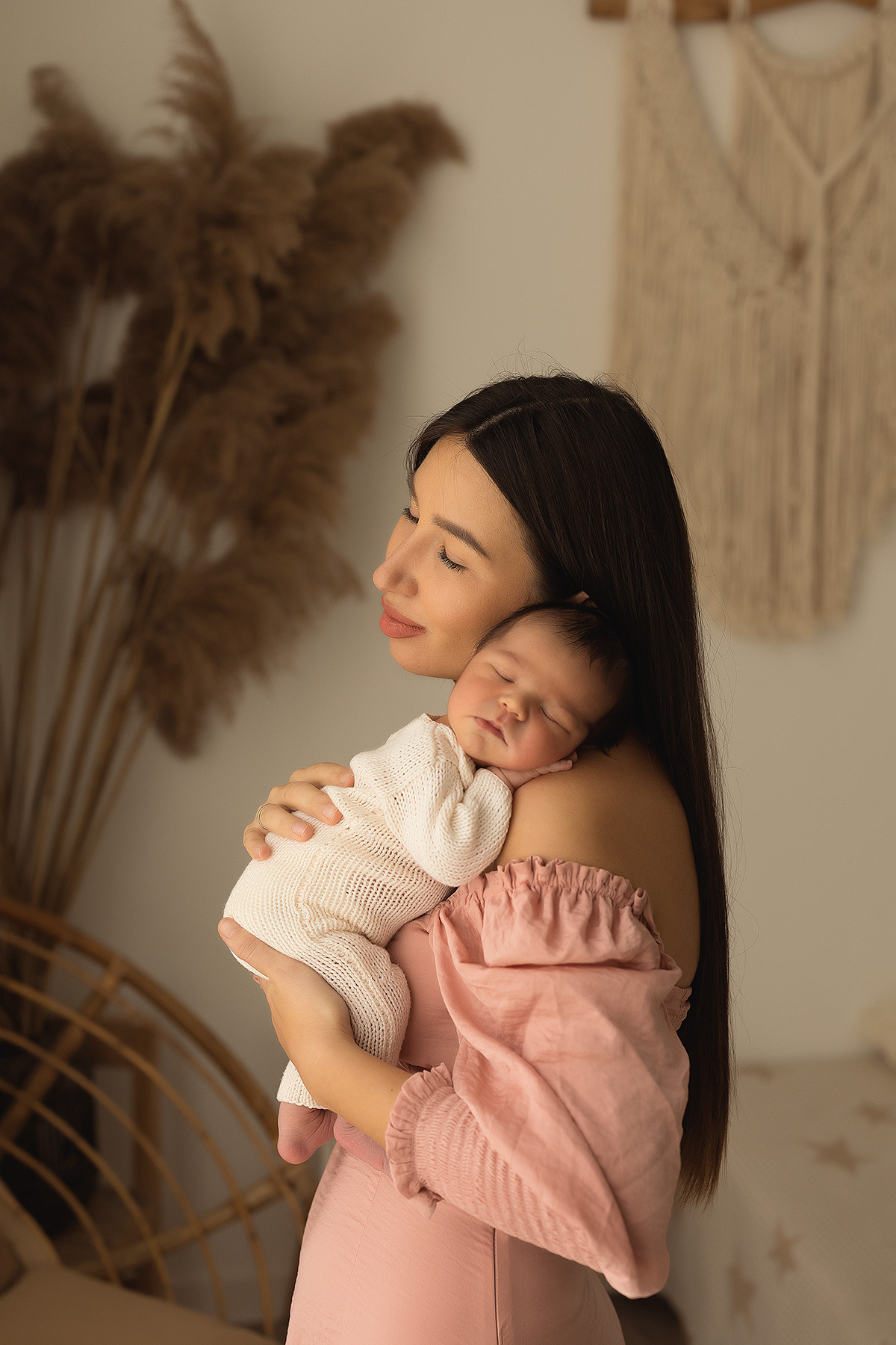 Nounascuti. Fotograf de familie la Ungheni și Reggio-Emilia, Alessia Slivca