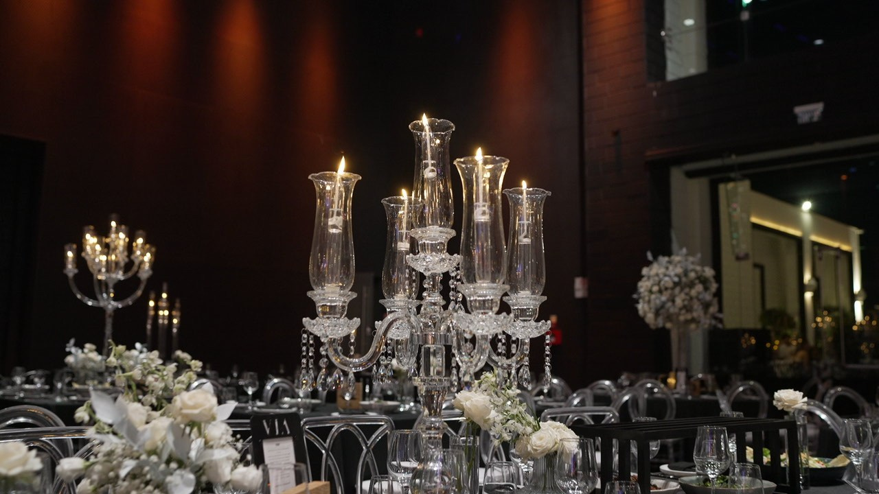 VIA / BASICO. Wedding and events photographers Studio Shalom