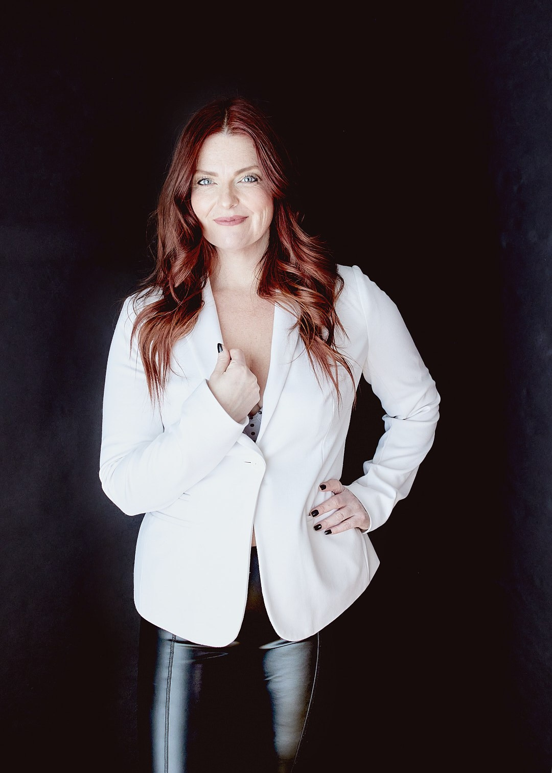 New Tecumseth Personal Branding Photographer. Portrait and Personal Brand Photographer in Simcoe County, Ontario, Bobbi-jo Stuart