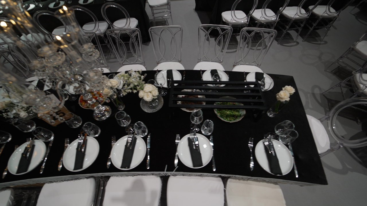 VIA / BASICO. Wedding and events photographers Studio Shalom