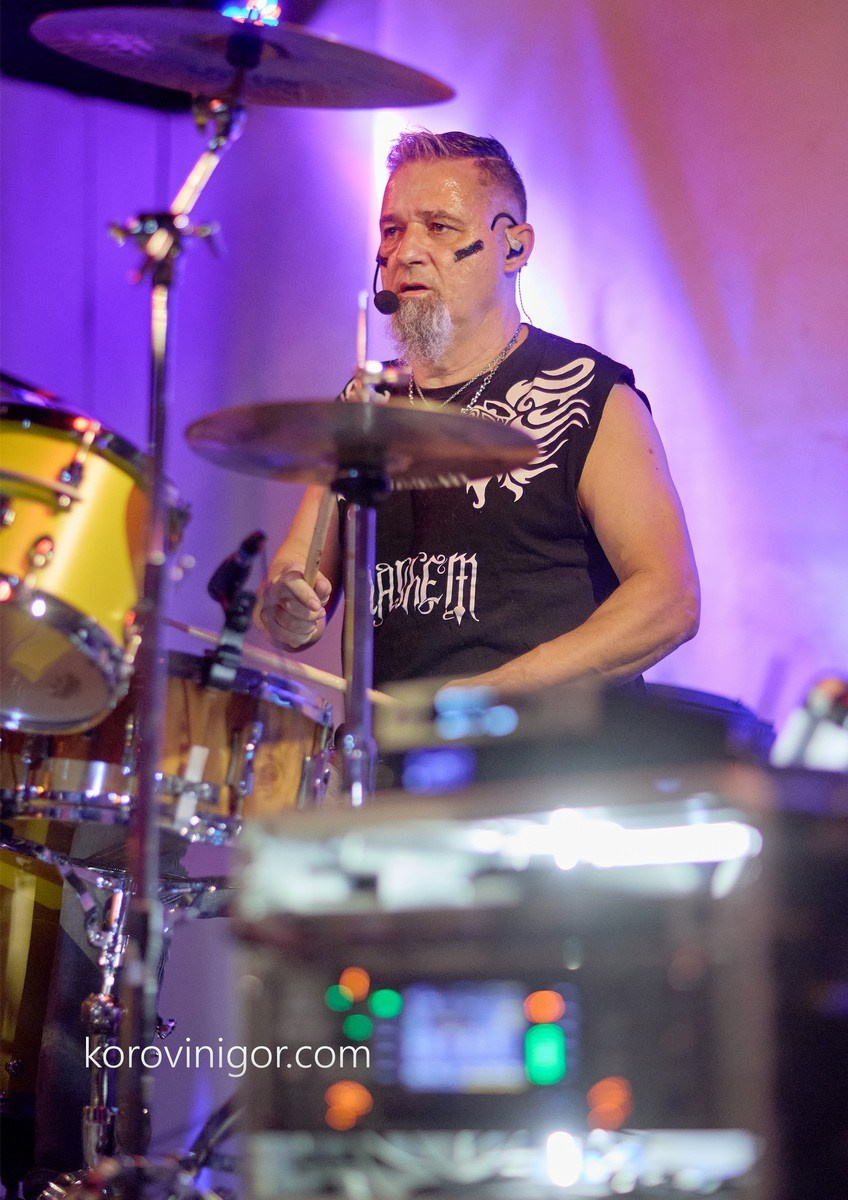 Mötley Crüe tribute. La Granja Cultural Association Alcoy Spain