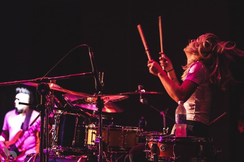 Priscilla Alcântara (Teatro gasômetro). Produtora de videos