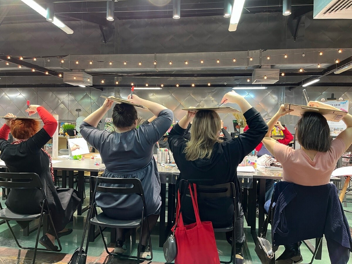 Мастер класс «Линия. Фактура. Цвет». Школа современного искусства Лени Сморагдовой