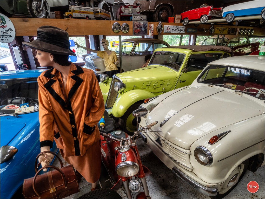 Удивительное место - частный музей старинного хлама - Fahrzeugmuseum. Photographe à Strasbourg | Portraits, Studio, Enfants, Événements