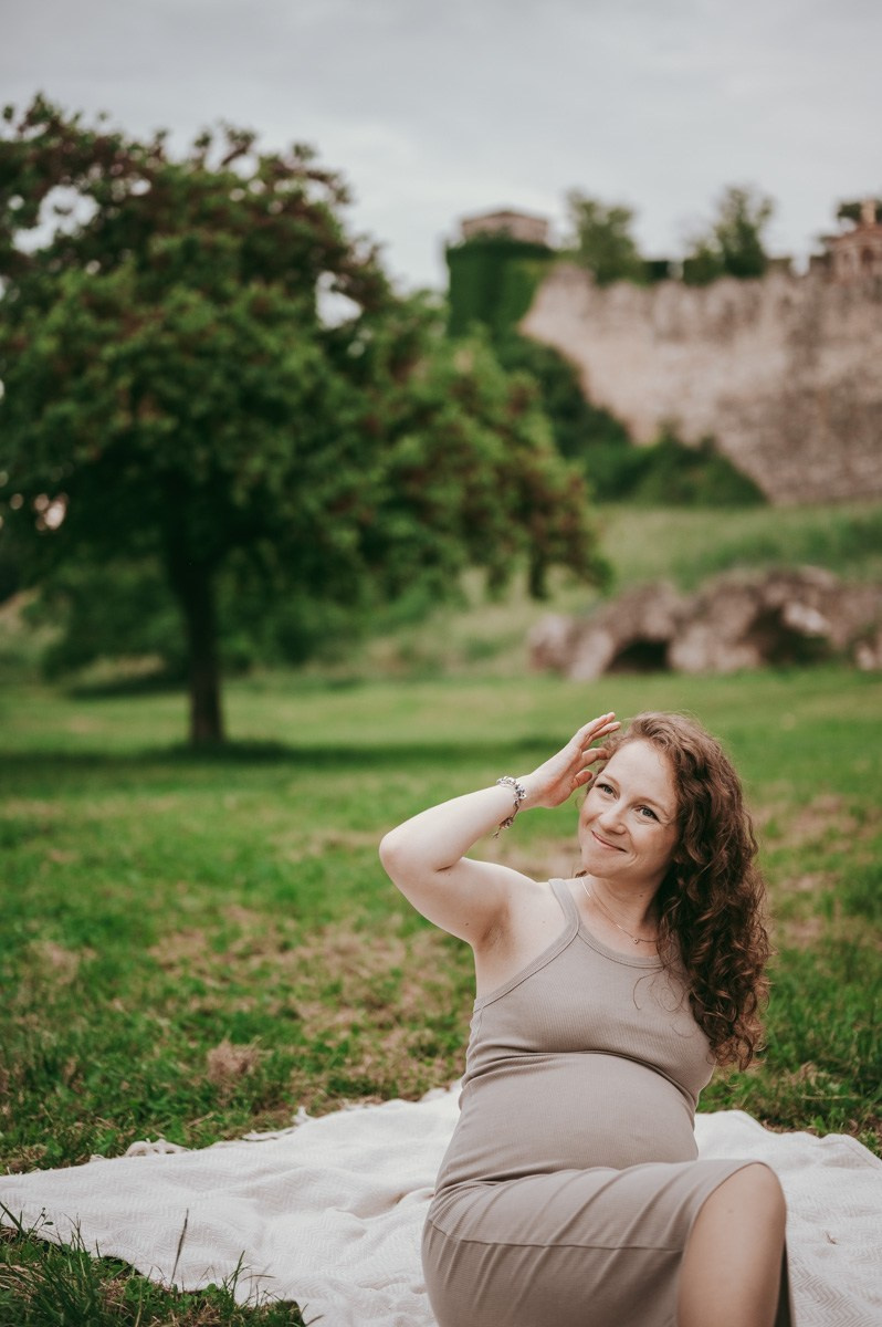 fotografisanje trudnica beograd, fotografisanje trudnoce novi sad, priprema za porodjaj, porodjaj beograd, porodjaj novi sad, nega u trudnoci,  psihofizicka priprema trudnica, decija soba, prve dane sa bebom, mama i beba