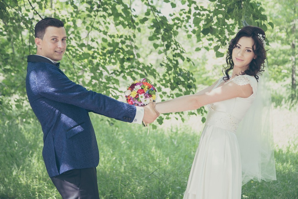 Corina & Silviu by fotograf nunta Iasi — Eduard Schiopu