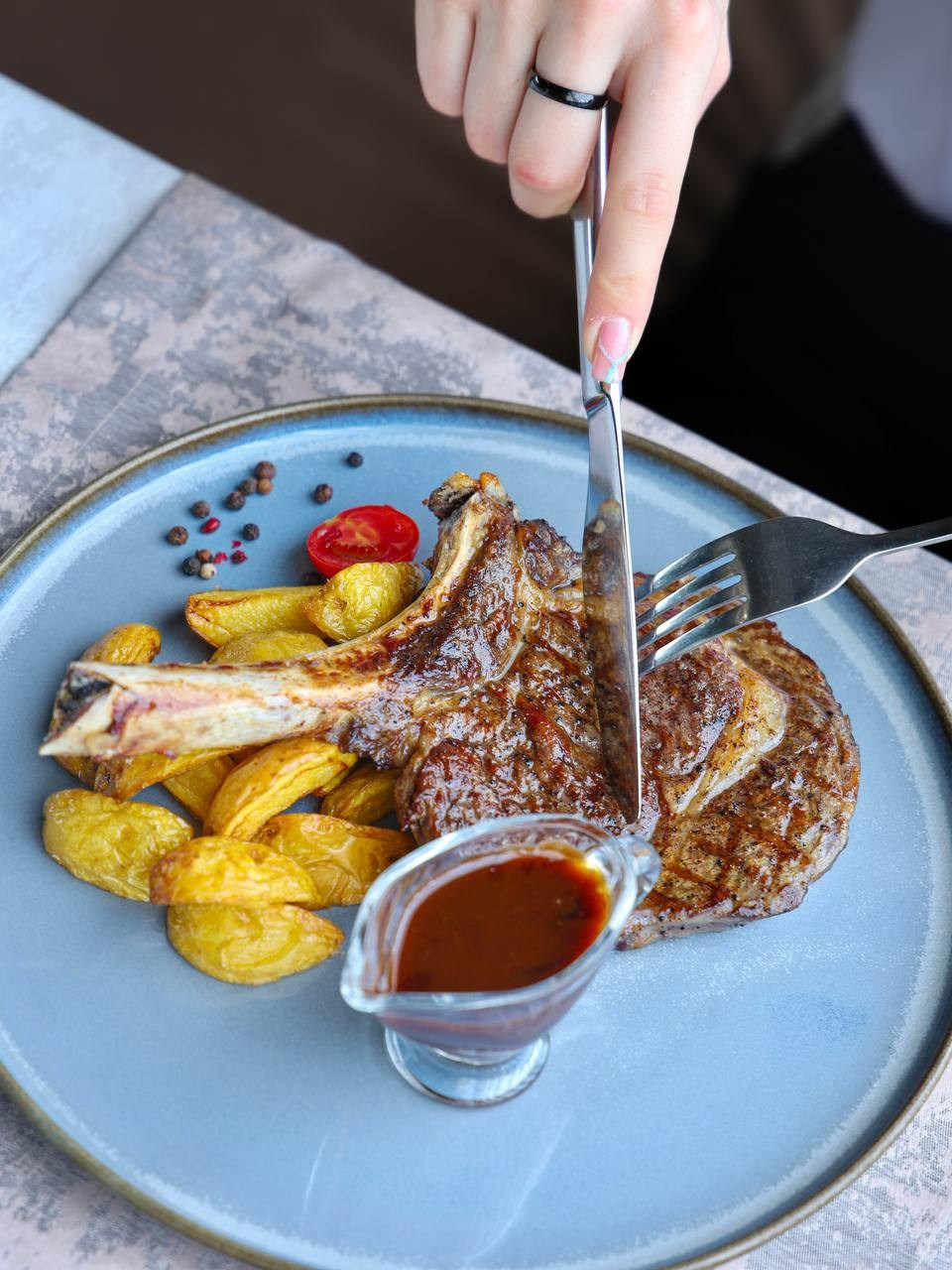 KARLOV BY PRAGA. ОНЛАЙН — ГАЛЛЕРЕЯ