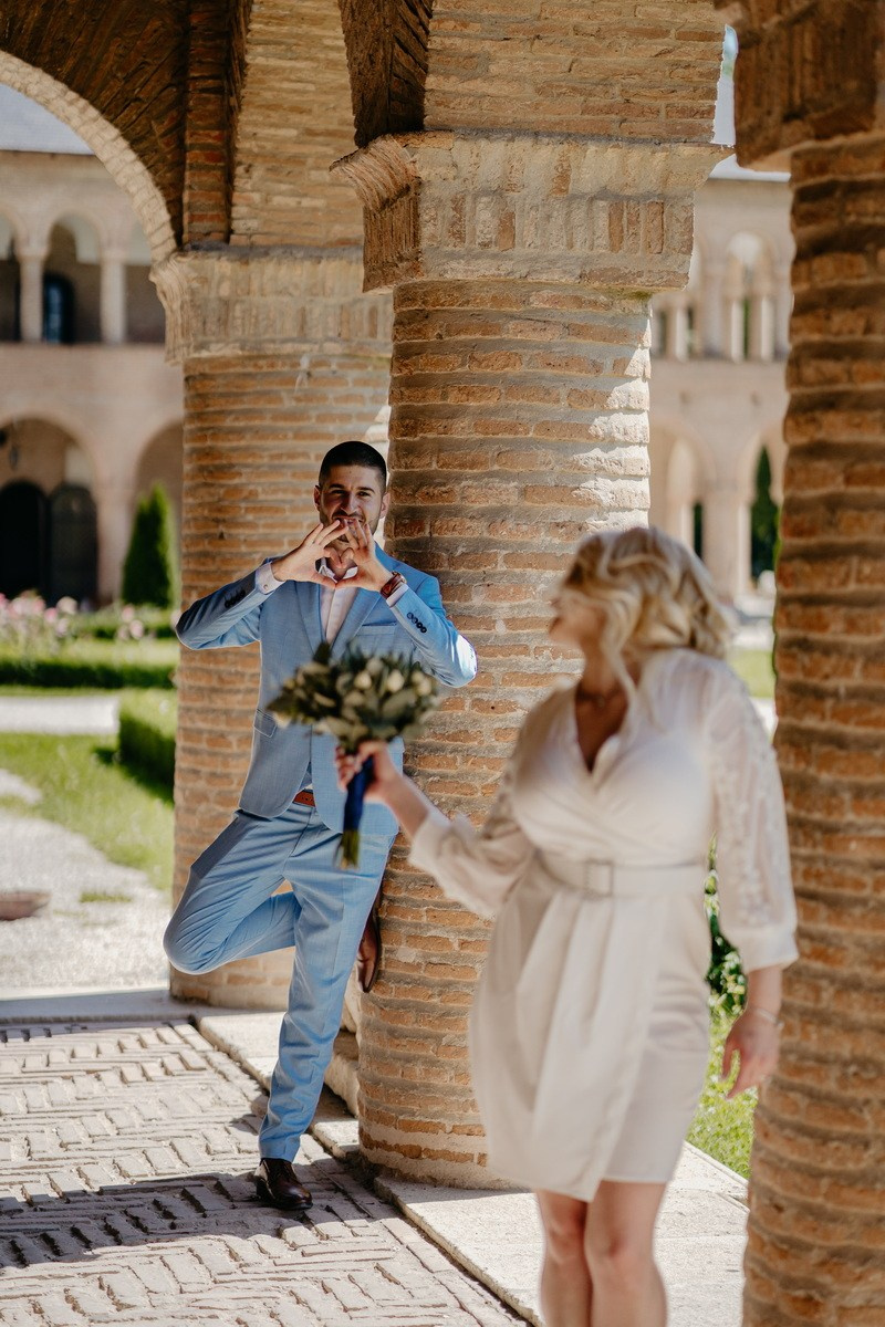 Cununie civila. Amy Foto