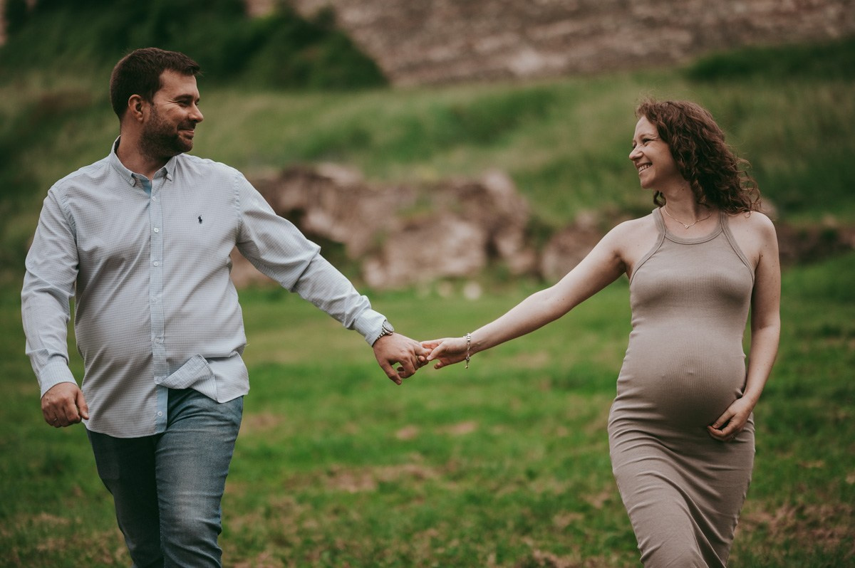 fotografisanje trudnica beograd, fotografisanje trudnoce novi sad, priprema za porodjaj, porodjaj beograd, porodjaj novi sad, nega u trudnoci,  psihofizicka priprema trudnica, decija soba, prve dane sa bebom, mama i beba