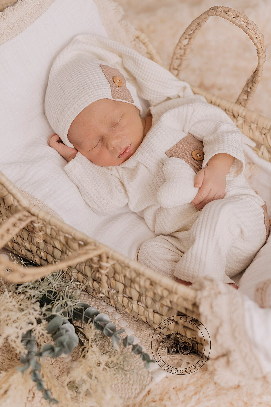 NEUGEBORENEN. Fotografie für besondere Momente