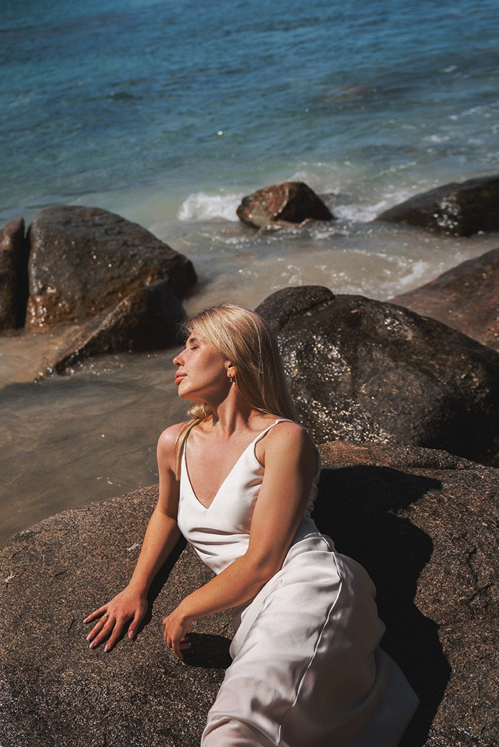 Portrait Photography in Hoi An | Natural & Expressive. Photographer in Hoi An — Veronika Guzenko. Natural photoshoots for couples, families and solo travelers. Book your shoot today