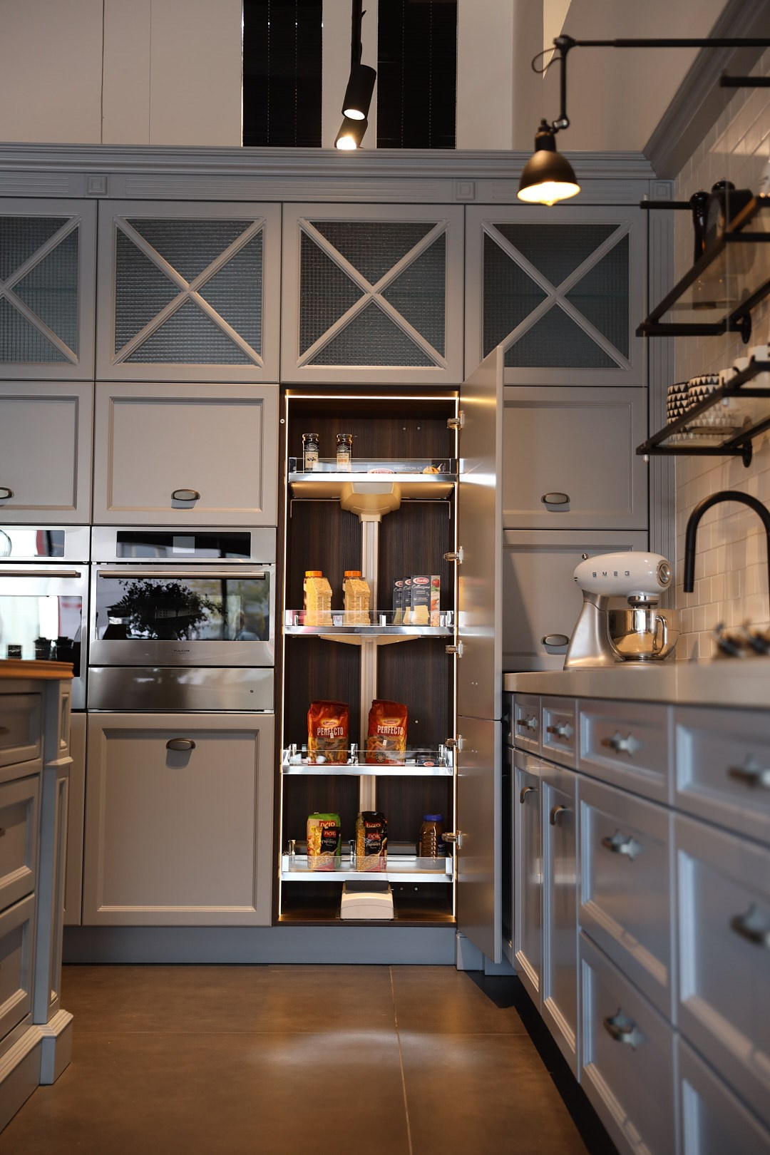 MY KITCHEN & CREATIV PEOPLE. Interior Photography & Video in Israel