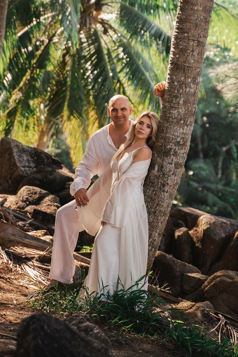 Couple Photography in Hoi An | Romantic & Timeless. Photographer in Hoi An — Veronika Guzenko. Natural photoshoots for couples, families and solo travelers. Book your shoot today